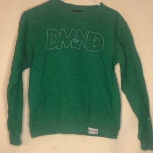Diamond crew neck
